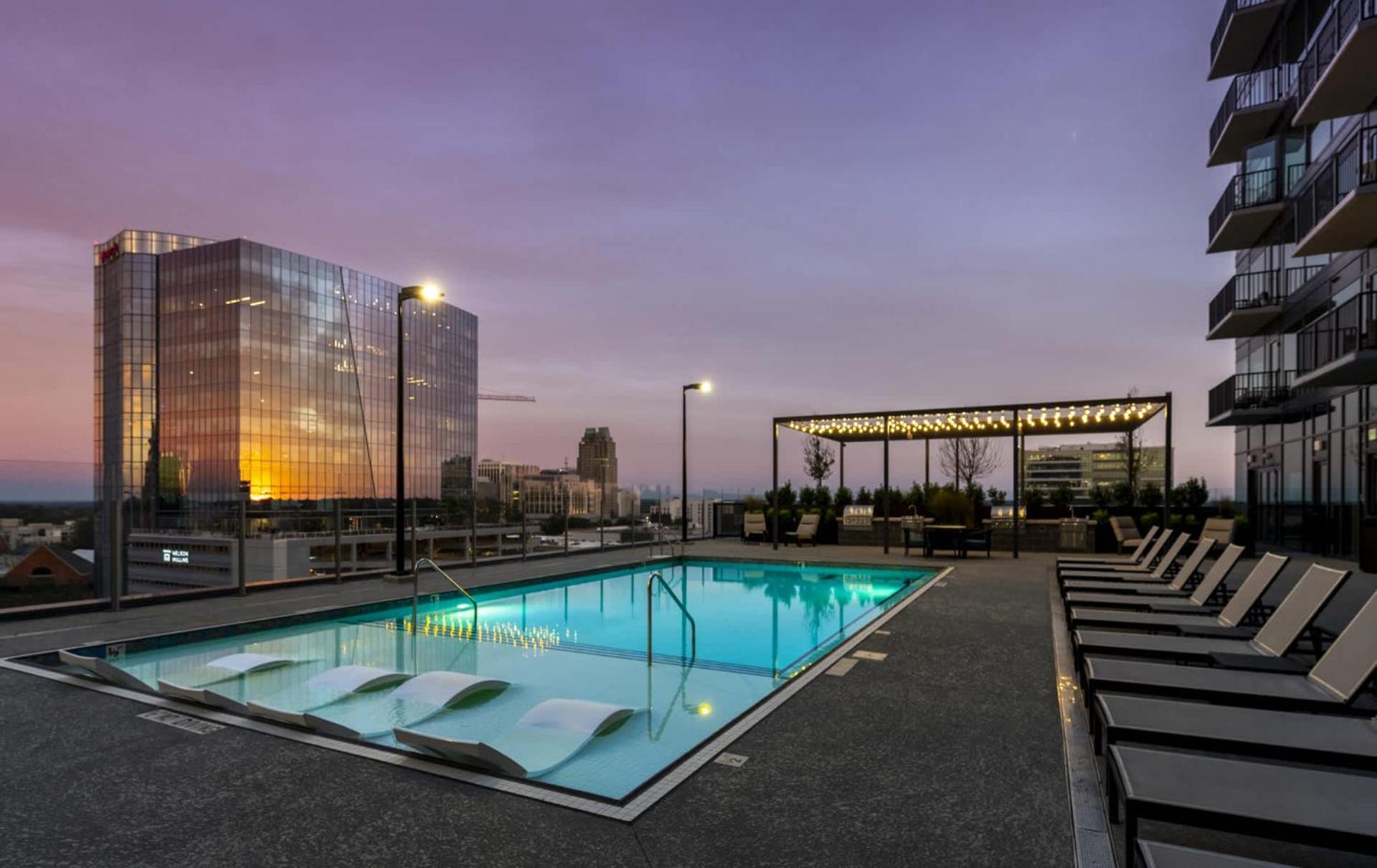 High-Rise Apt Raleigh Free Parking & Sunset View 1 Eksteriør bilde